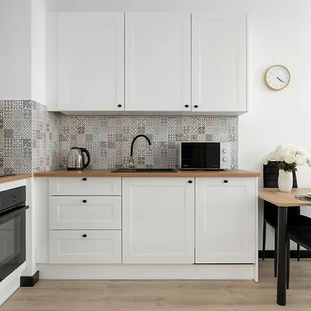 Modern With A Balcony A Place To Work By Renters