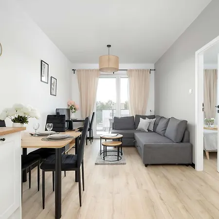 Apartamento Modern With A Balcony A Place To Work By Renters Chorzów